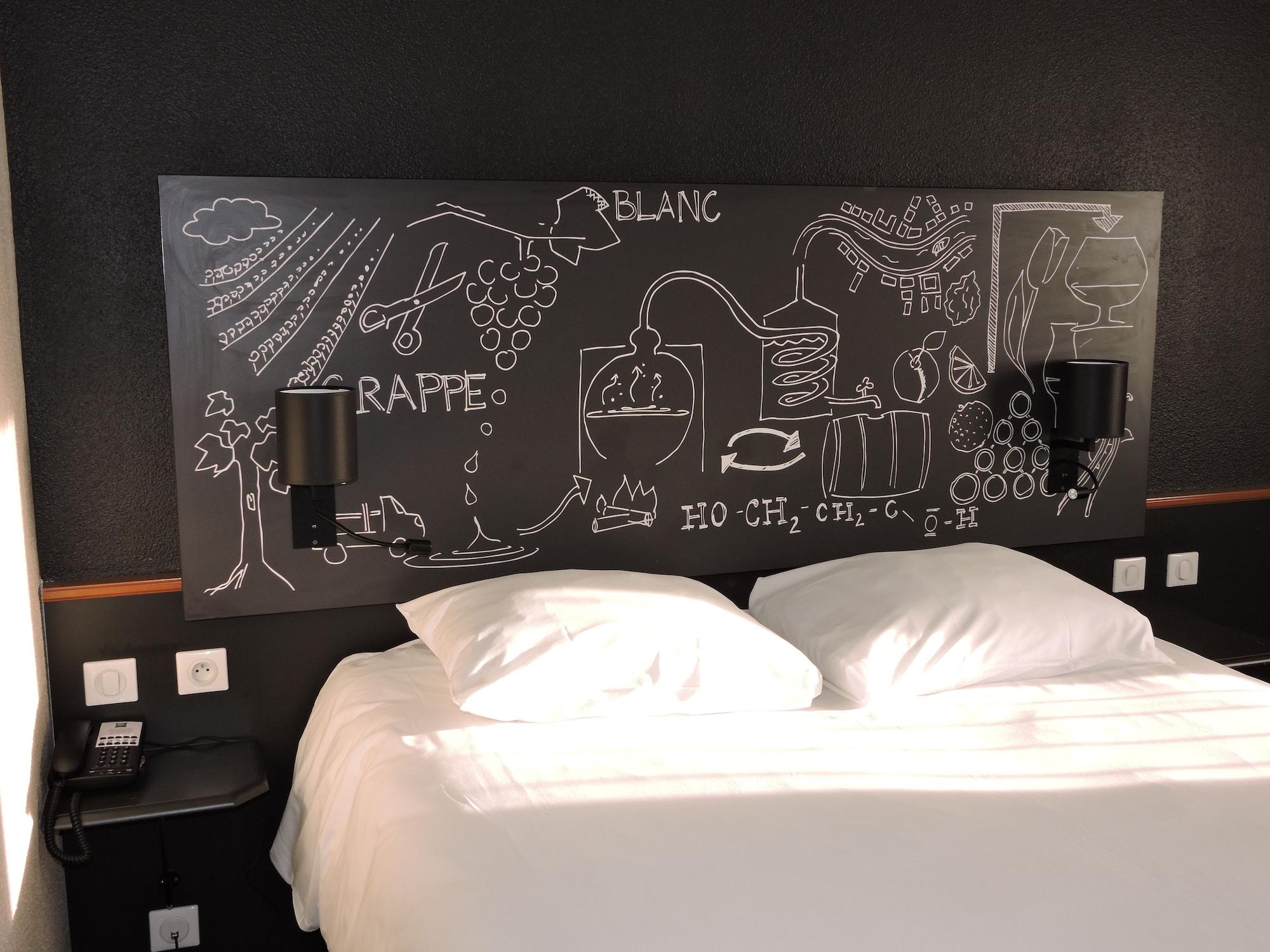 Hotel Ibis Styles Cognac Châteaubernard Exteriér fotografie