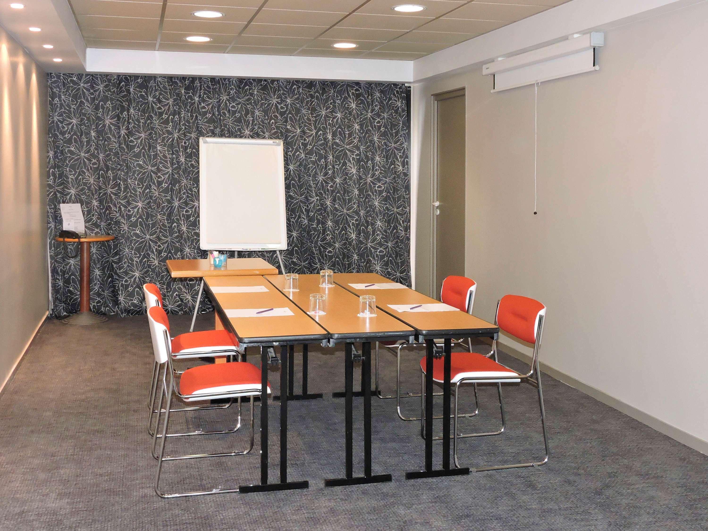 Hotel Ibis Styles Cognac Châteaubernard Exteriér fotografie