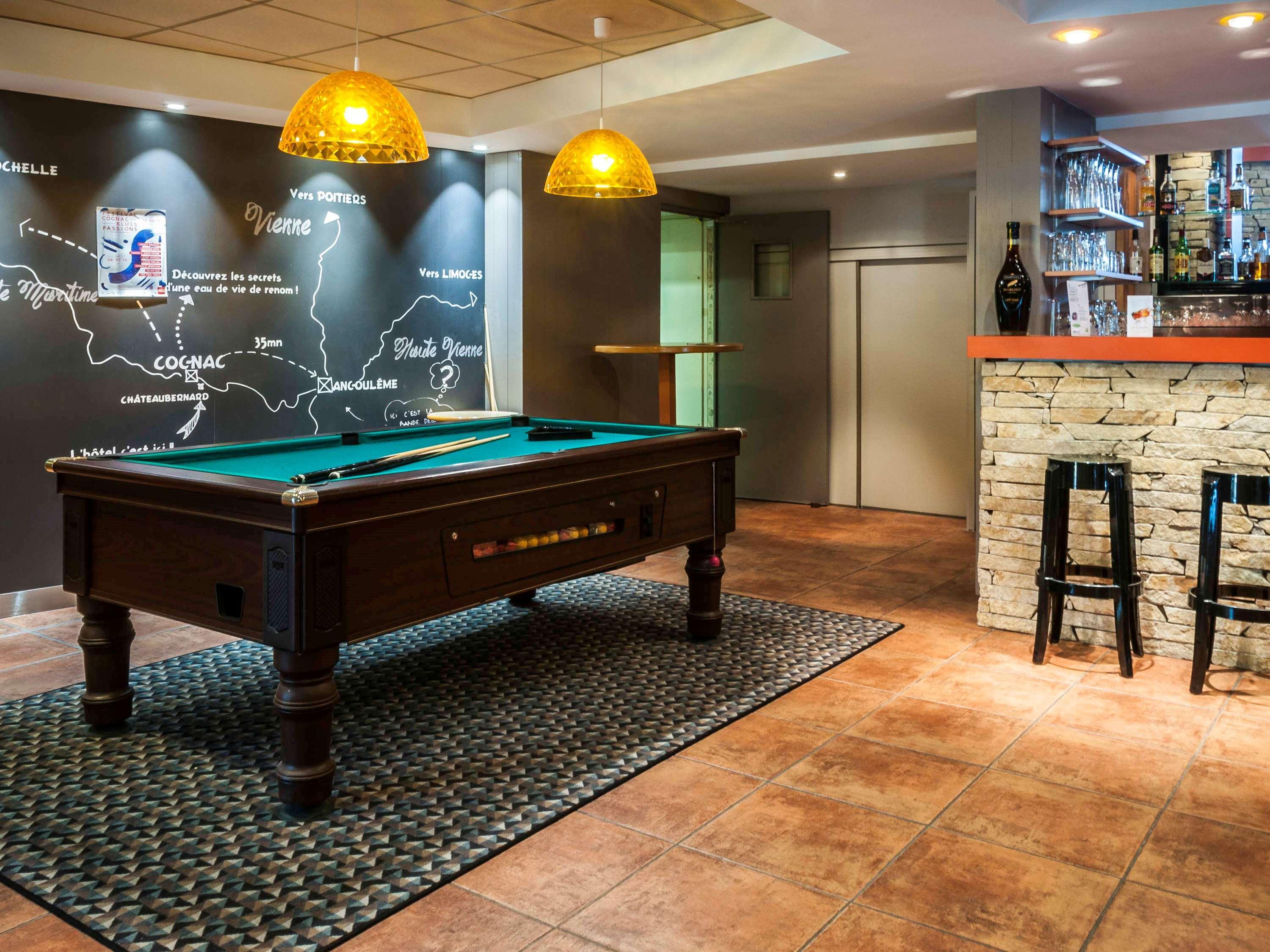 Hotel Ibis Styles Cognac Châteaubernard Exteriér fotografie
