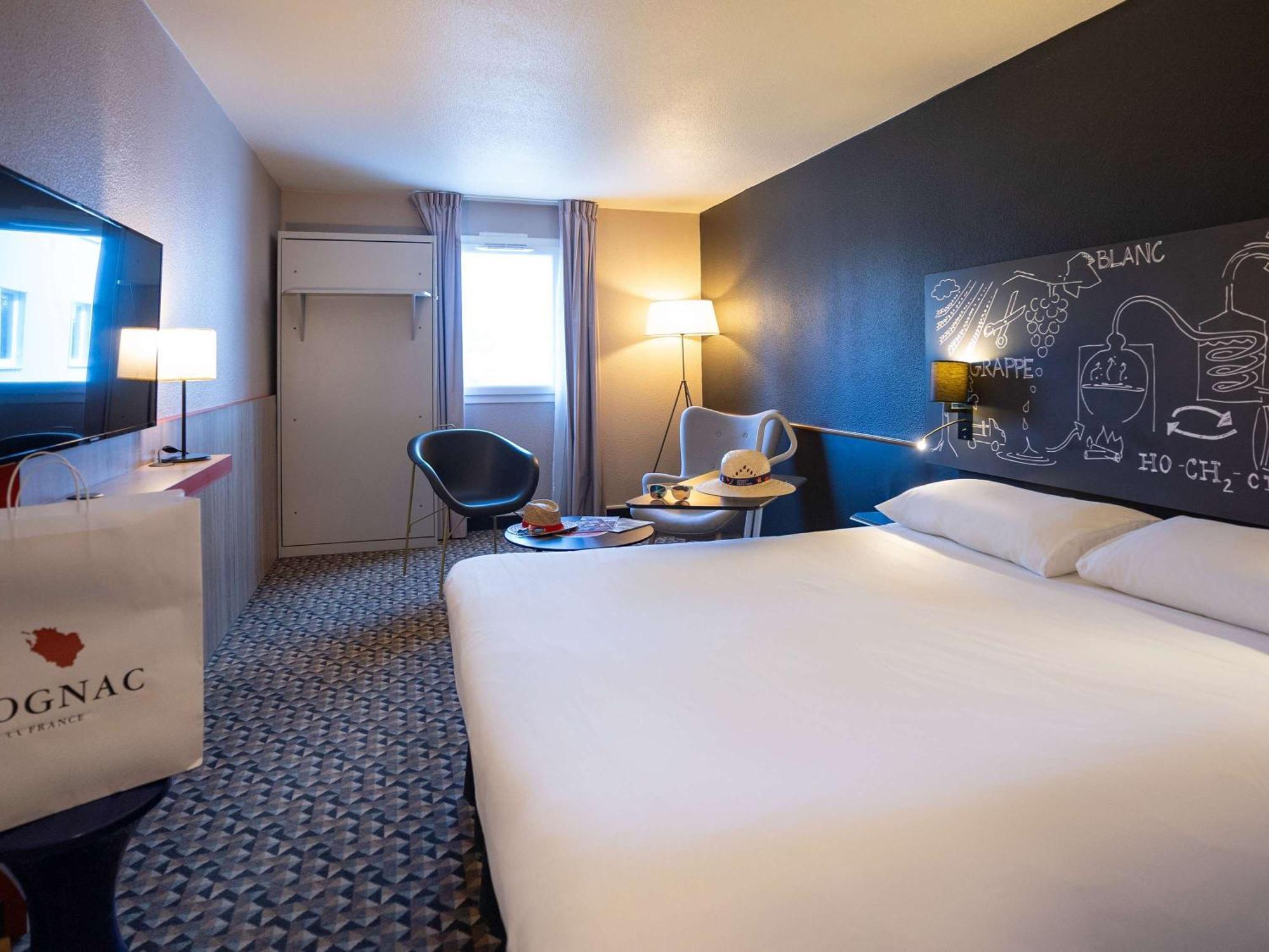 Hotel Ibis Styles Cognac Châteaubernard Exteriér fotografie