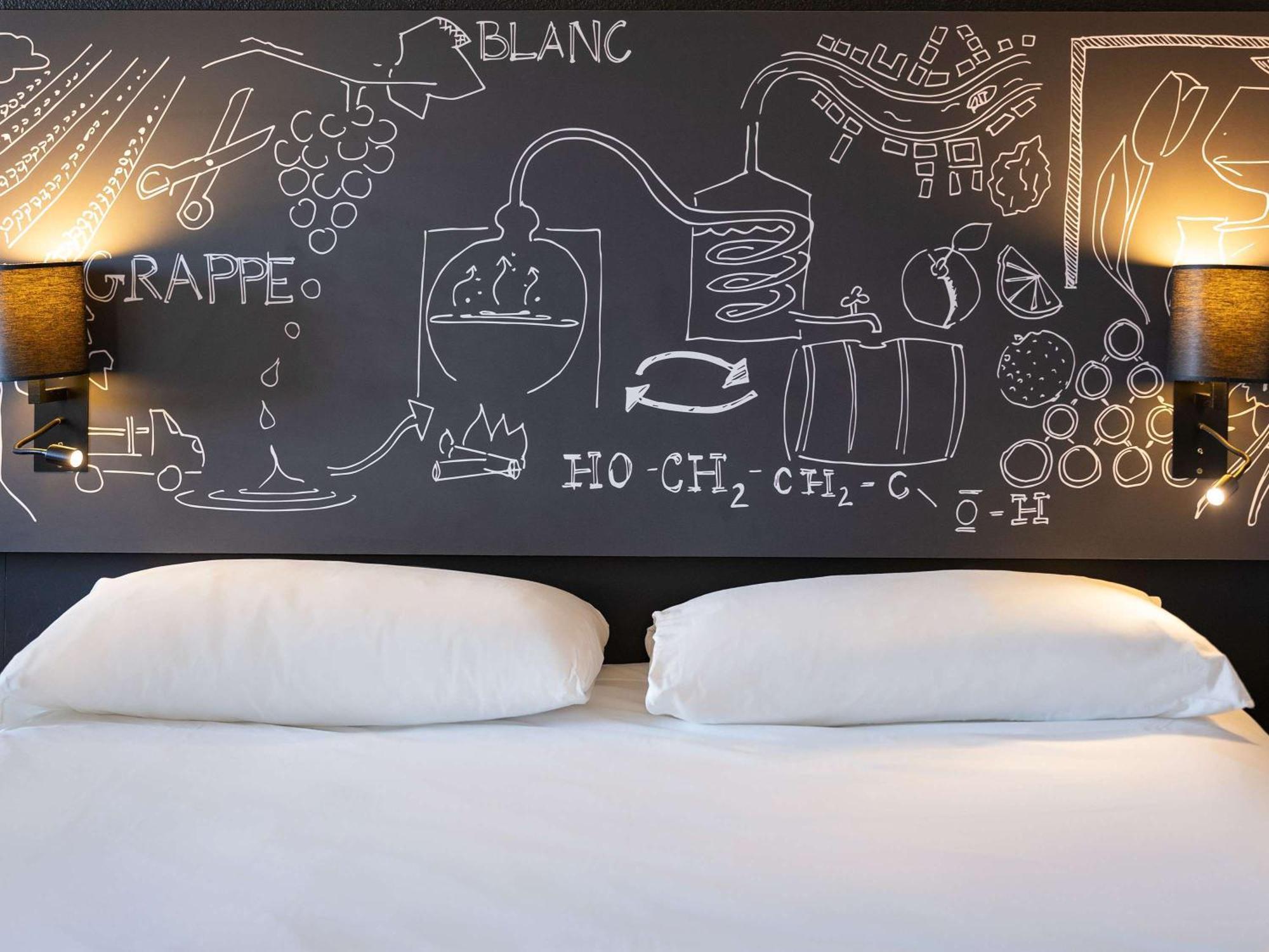 Hotel Ibis Styles Cognac Châteaubernard Exteriér fotografie